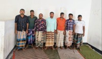 গোমস্তাপুরের রোকনপুর সীমান্তে নারীকে পুশ-ইনের চেষ্টা।। পুশইনে সহায়তার অভিযোগে ৭...